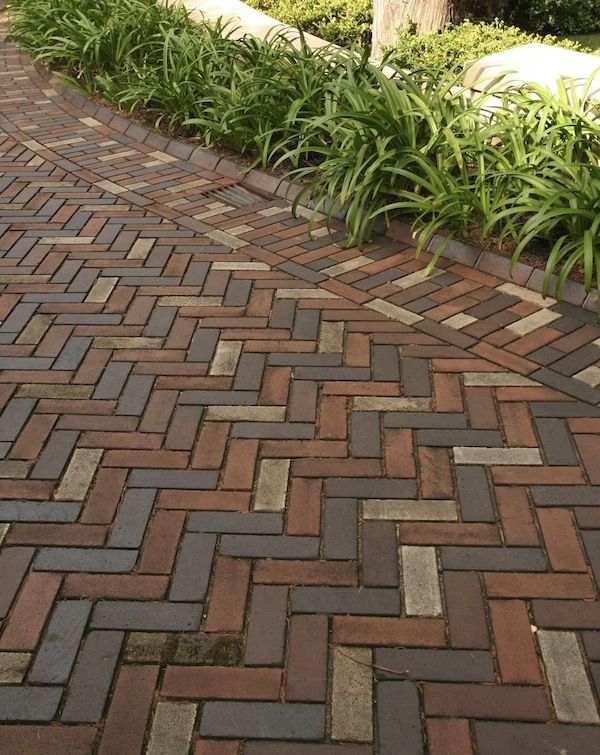 Revamping Your Outdoor Space with Top-Quality Paving Services