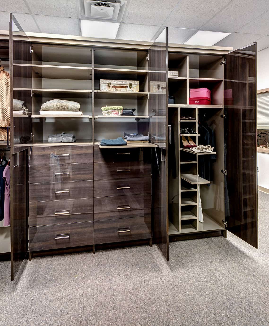 Transform Your Space with Custom Closet Designers